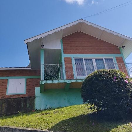 Casa Aconchegante Na Serra Campos do Jordao Exterior photo